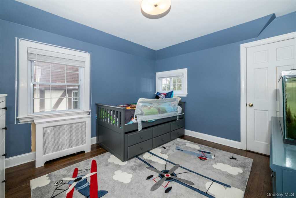 18 Bailey Place, New Rochelle, NY 10801 - Photo 19 of 25