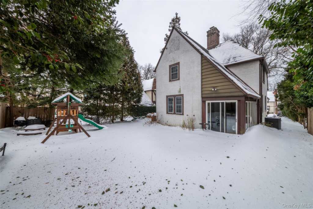 18 Bailey Place, New Rochelle, NY 10801 - Photo 25 of 25