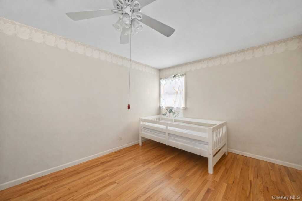 75 Freedman Avenue, Nanuet, NY 10954 - Photo 13 of 27