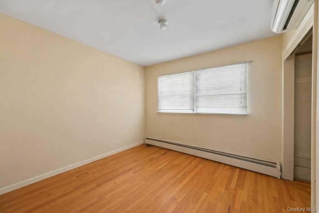 75 Freedman Avenue, Nanuet, NY 10954 - Photo 17 of 27