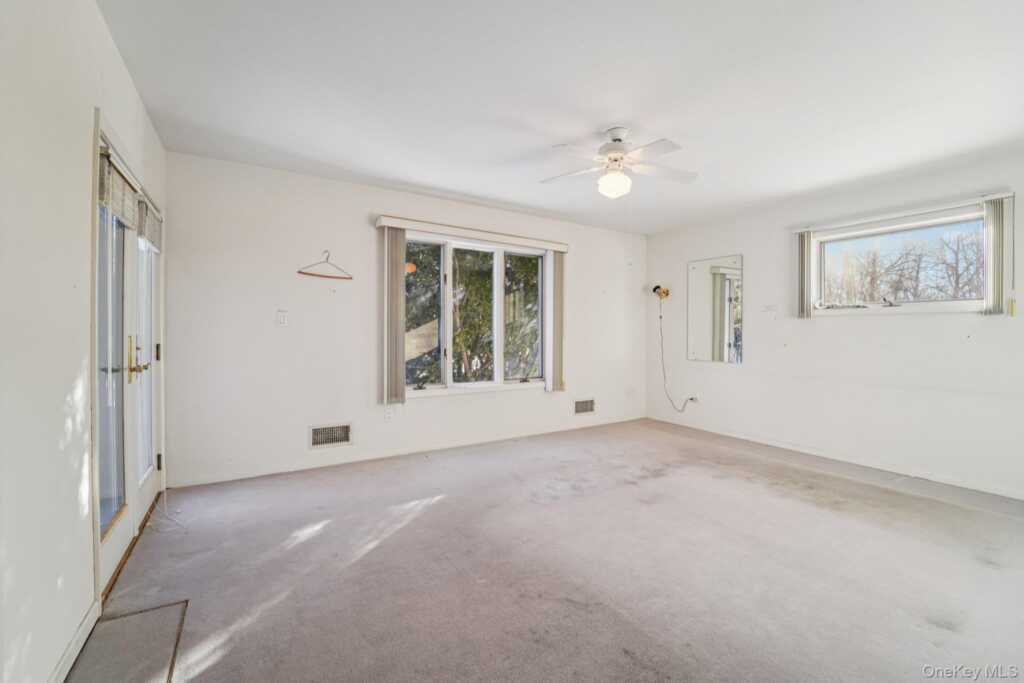 12 Park Avenue, New City, NY 10956 - Photo 20 of 50