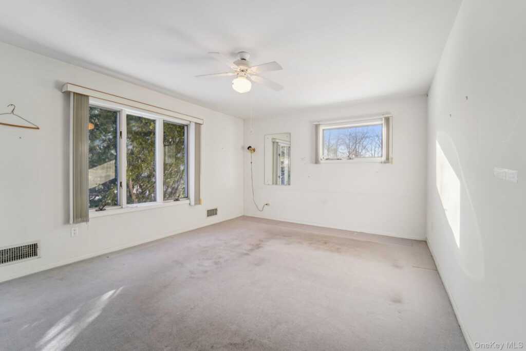 12 Park Avenue, New City, NY 10956 - Photo 21 of 50