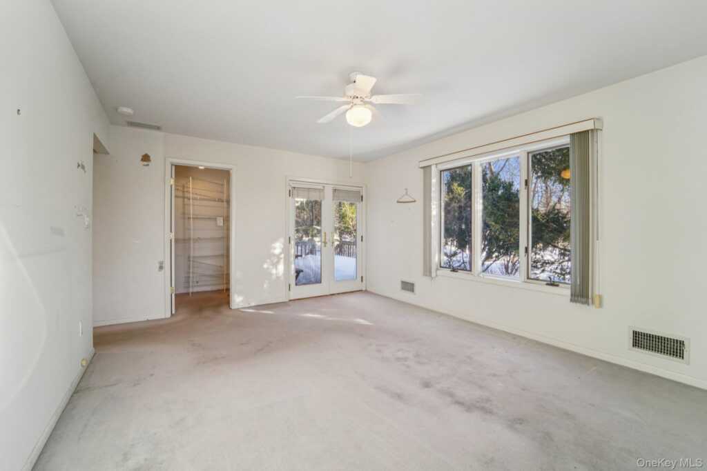 12 Park Avenue, New City, NY 10956 - Photo 22 of 50