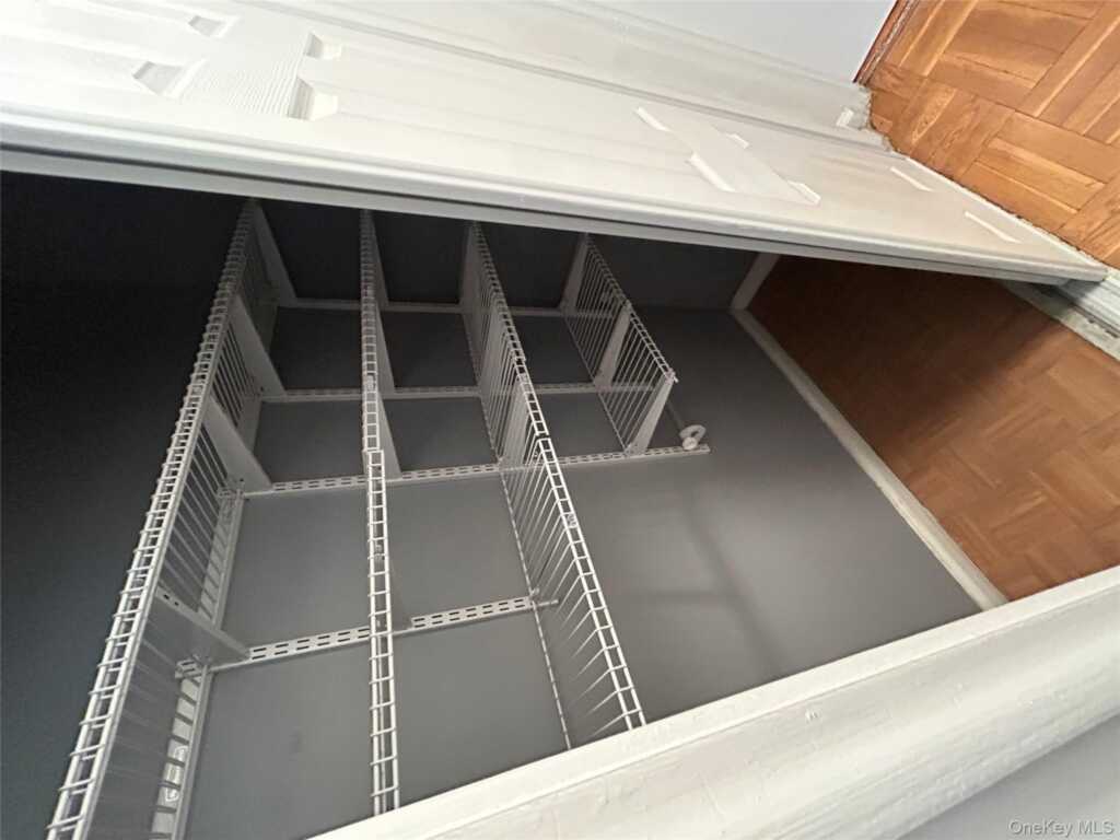 210 Pelham Road, Unit #5P, New Rochelle, NY 10805 - Photo 10 of 25