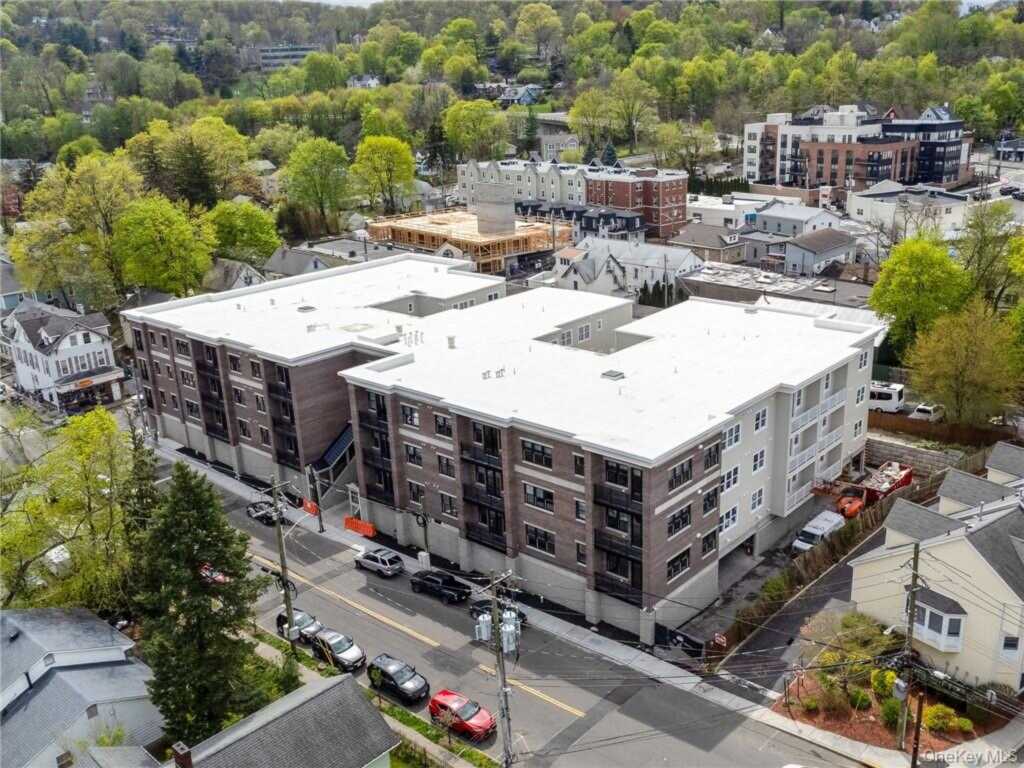 6 N Midland Avenue, Nyack, NY 10960 - Photo 11 of 15