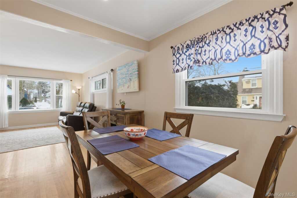 93 Smith Avenue, White Plains, NY 10605 - Photo 10 of 45