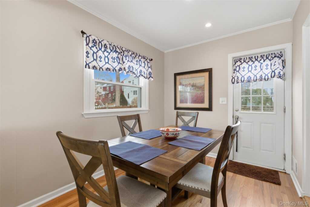 93 Smith Avenue, White Plains, NY 10605 - Photo 7 of 45