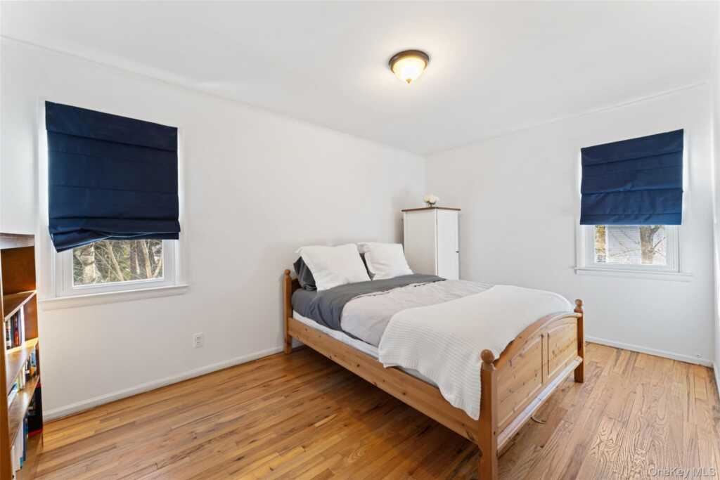 14 Baylor Circle, White Plains, NY 10605 - Photo 15 of 30