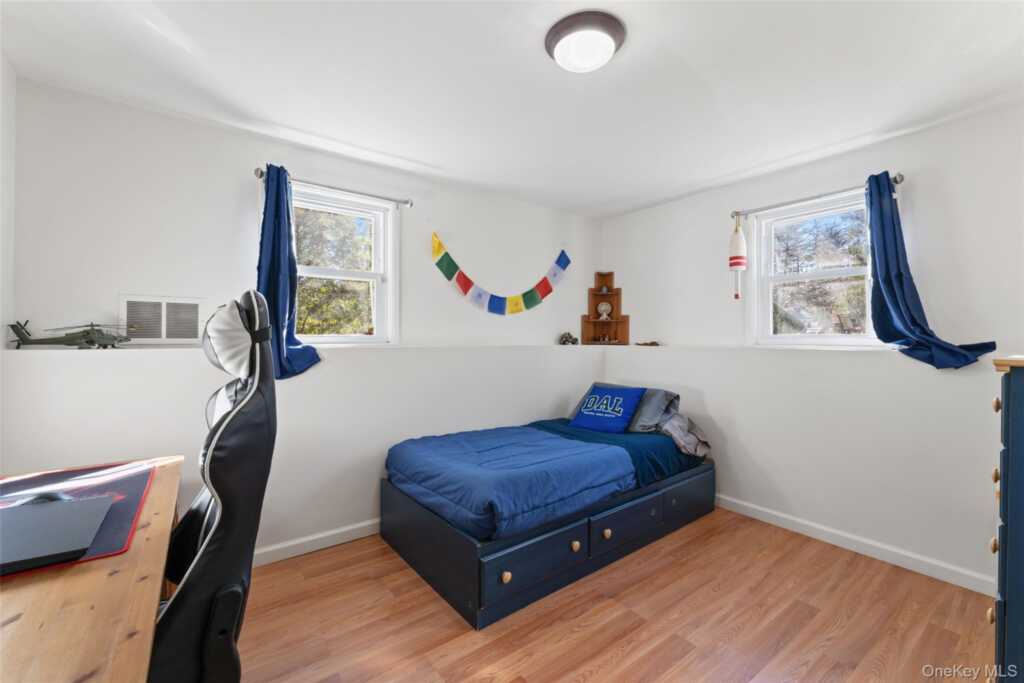 14 Baylor Circle, White Plains, NY 10605 - Photo 19 of 30