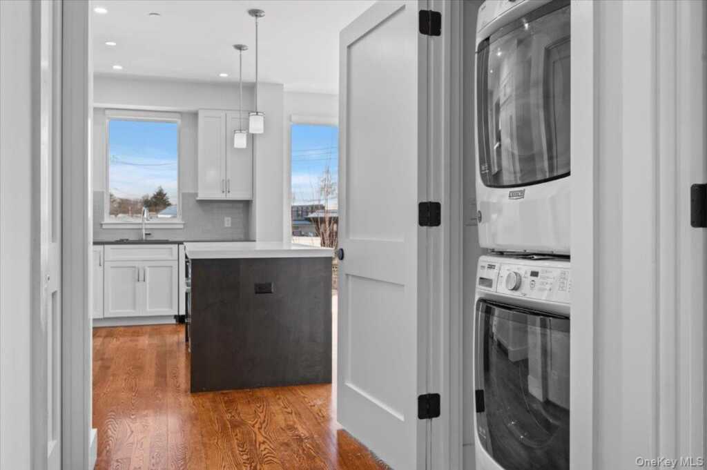 422 E Boston Post Road, Unit #302, Rye, NY 10543 - Photo 9 of 16