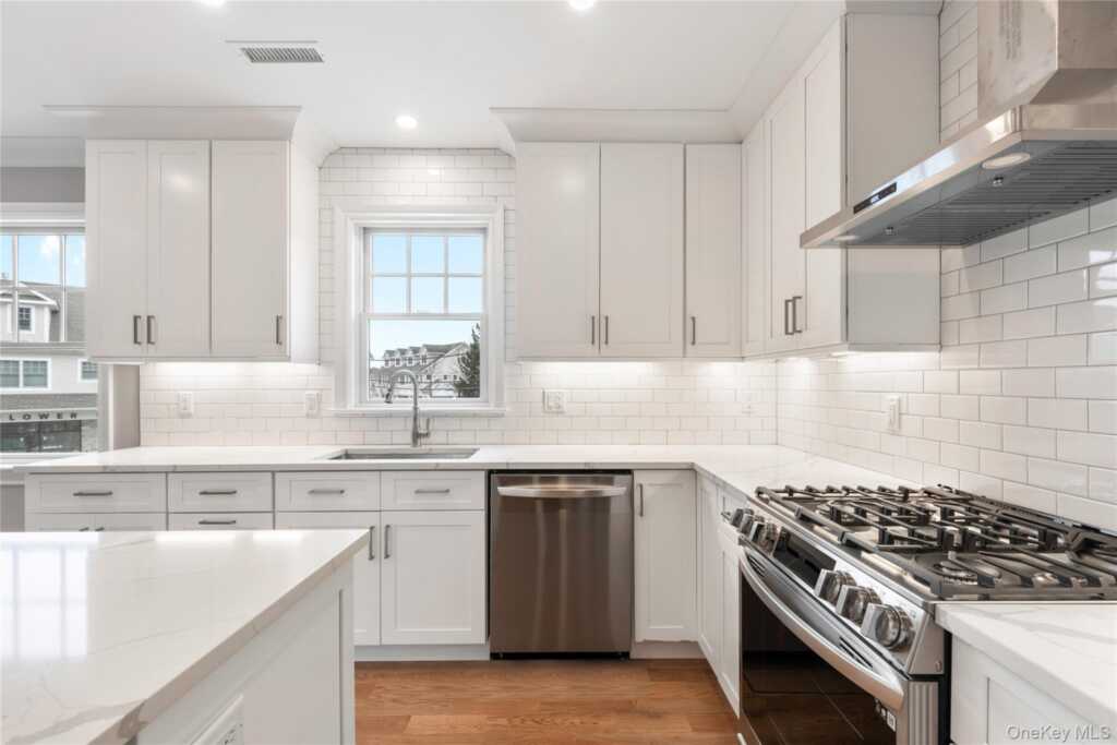 280 Purchase Street, Unit #2, Rye, NY 10580 - Photo 4 of 26