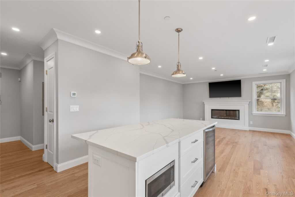 280 Purchase Street, Unit #2, Rye, NY 10580 - Photo 5 of 26