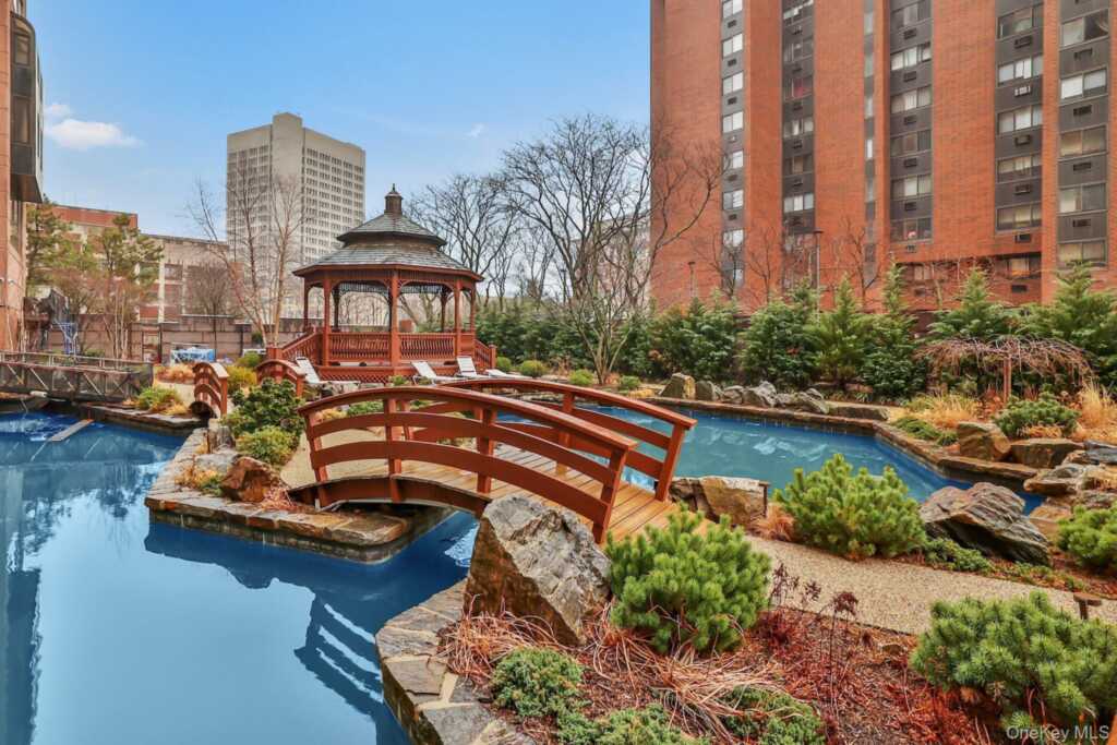 4 Martine Avenue, Unit #1205, White Plains, NY 10606 - Photo 21 of 24