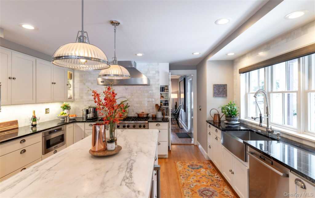 32 Tallman Avenue, Nyack, NY 10960 - Photo 19 of 50