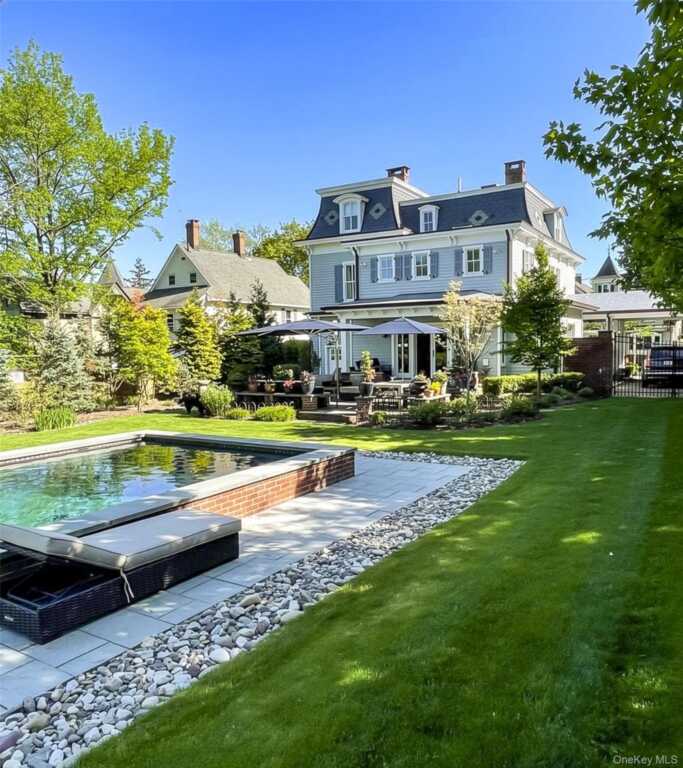 32 Tallman Avenue, Nyack, NY 10960 - Photo 3 of 50