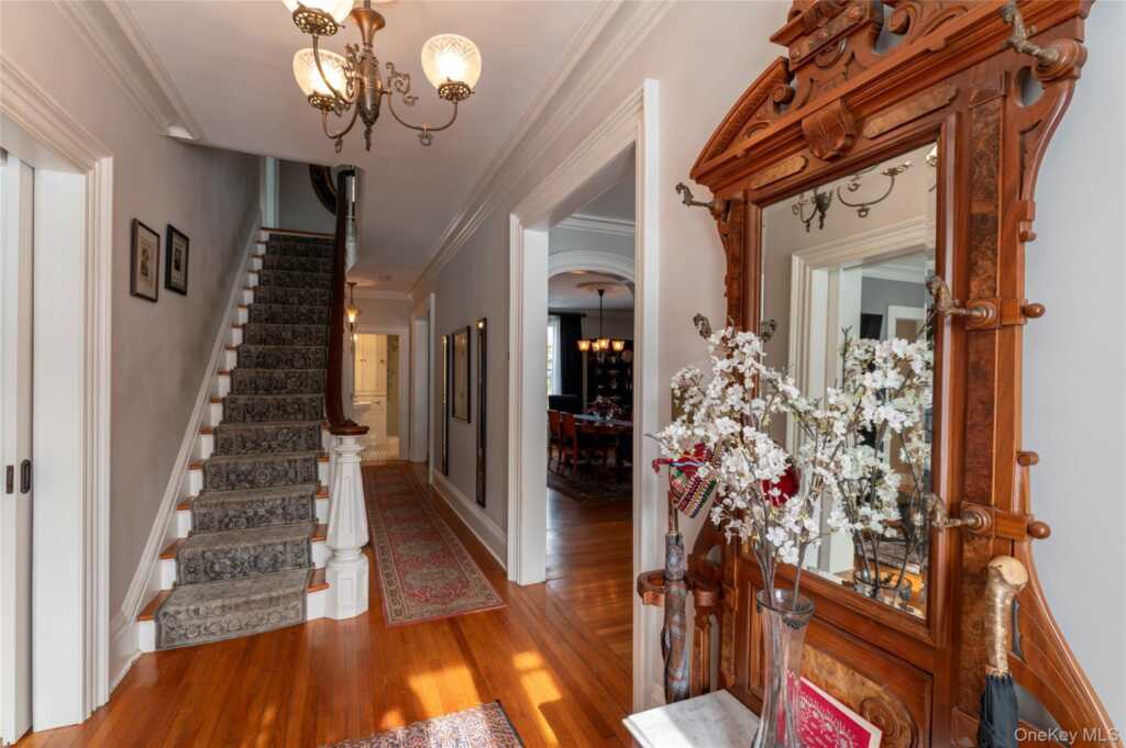 32 Tallman Avenue, Nyack, NY 10960 - Photo 9 of 50