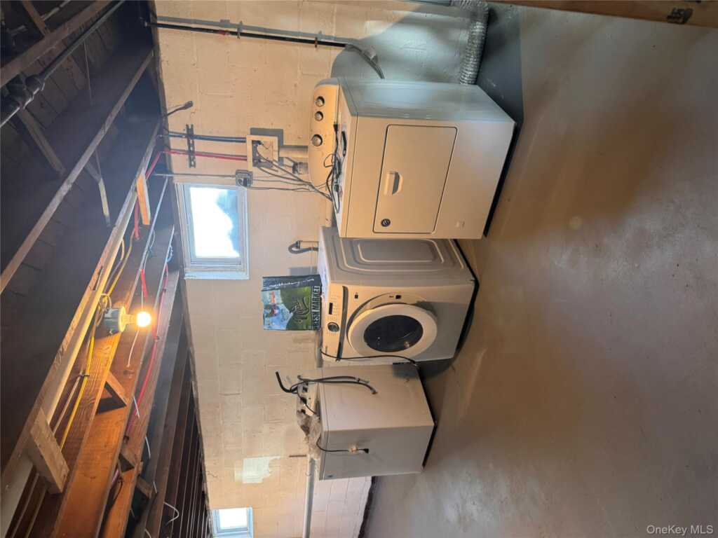 14 Fenner Lane, Nanuet, NY 10954 - Photo 12 of 13