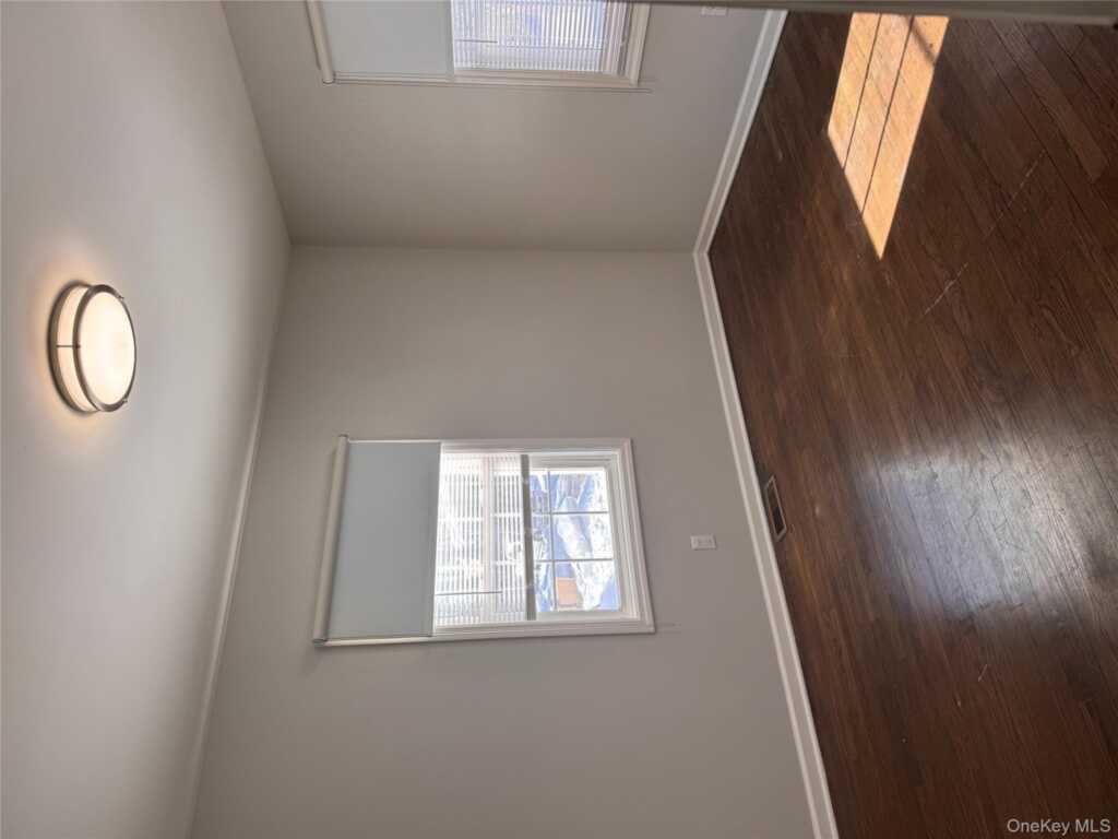 14 Fenner Lane, Nanuet, NY 10954 - Photo 7 of 13