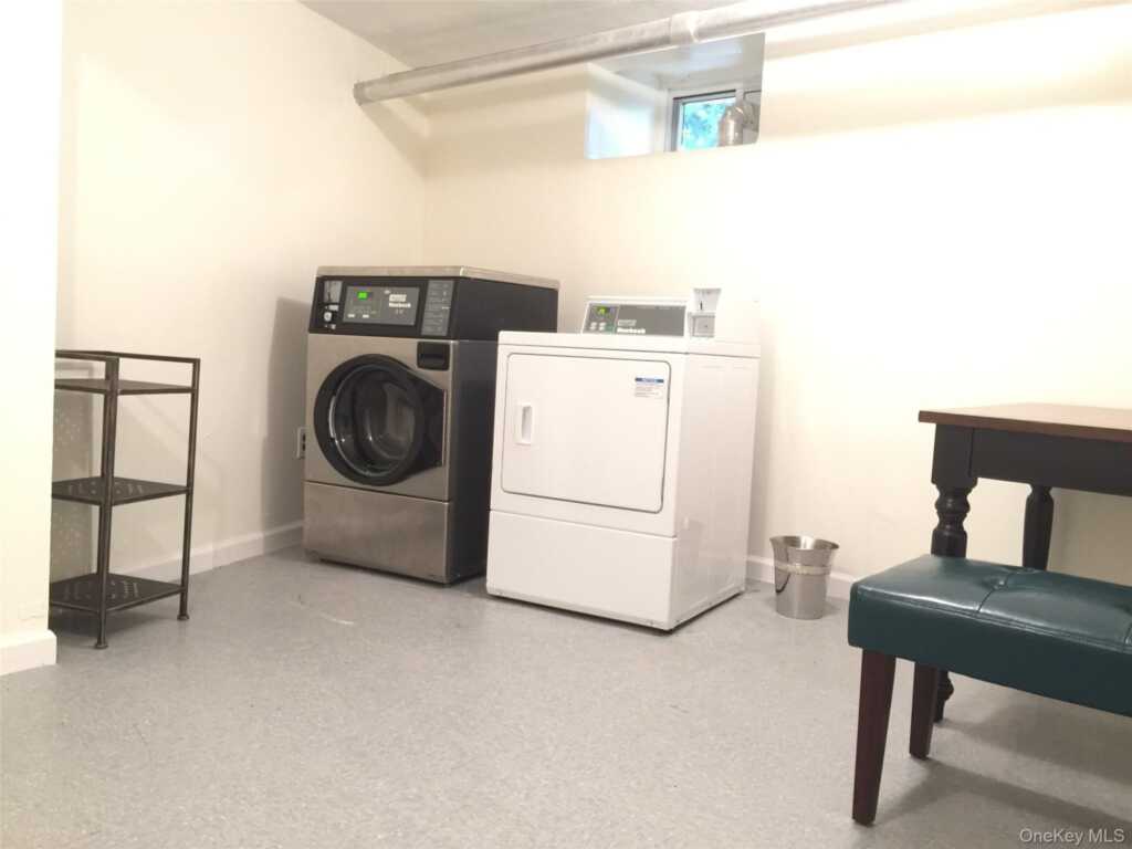 26 Coligni Avenue, Unit #1-2, New Rochelle, NY 10801 - Photo 17 of 18