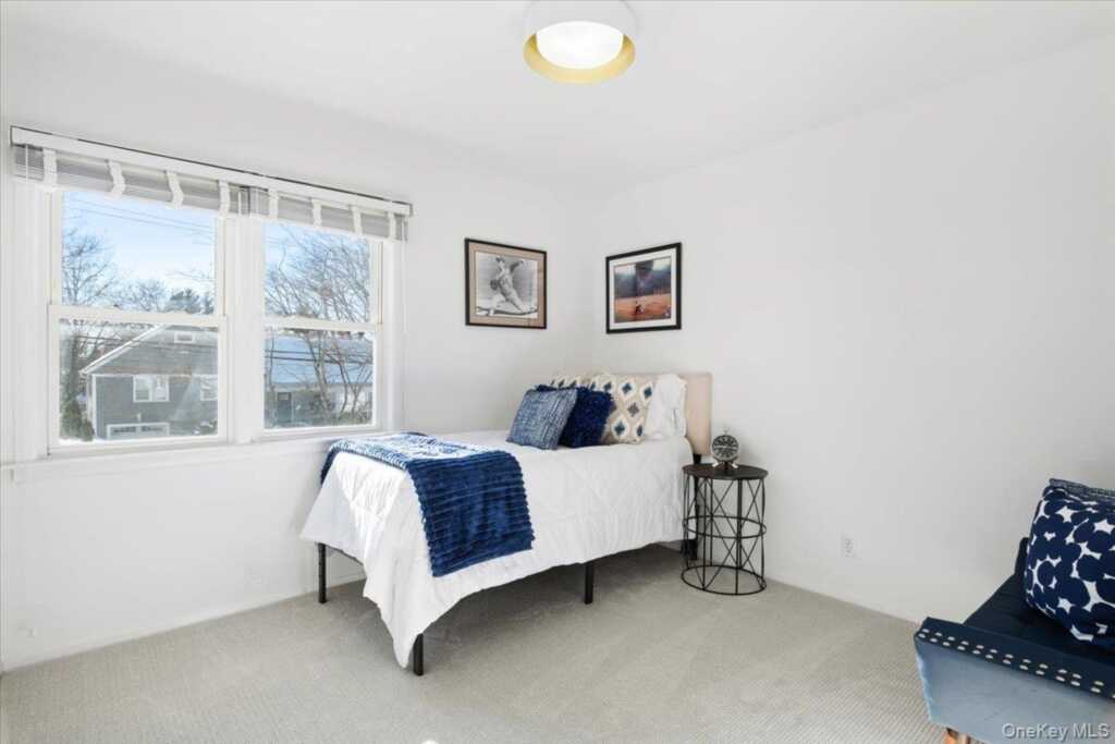 44 Amherst Drive, New Rochelle, NY 10804 - Photo 13 of 23