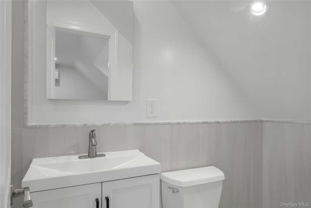 25 Walnut Street, New Rochelle, NY 10801 - Photo 21 of 29