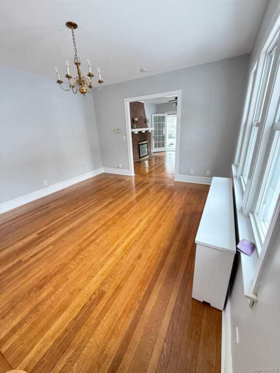 7 Flower Street, New Rochelle, NY 10801 - Photo 3 of 14