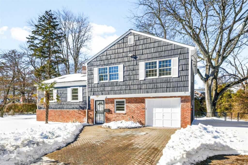 46 Harding Drive, New Rochelle, NY 10801 - Photo 2 of 34