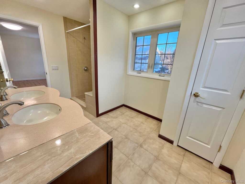 51 Emmett Terrace, Unit #1, New Rochelle, NY 10805 - Photo 22 of 24