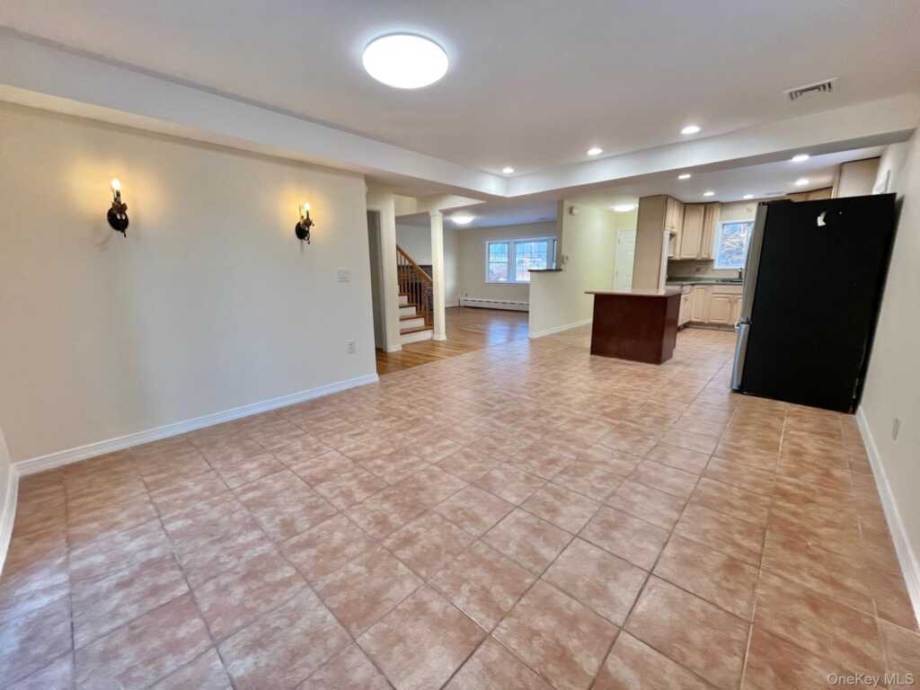 51 Emmett Terrace, Unit #1, New Rochelle, NY 10805 - Photo 9 of 24