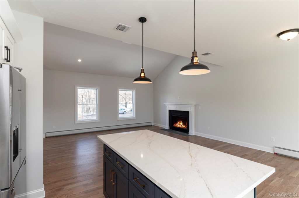 748 9W Route, Valley Cottage, NY 10989 - Photo 14 of 31