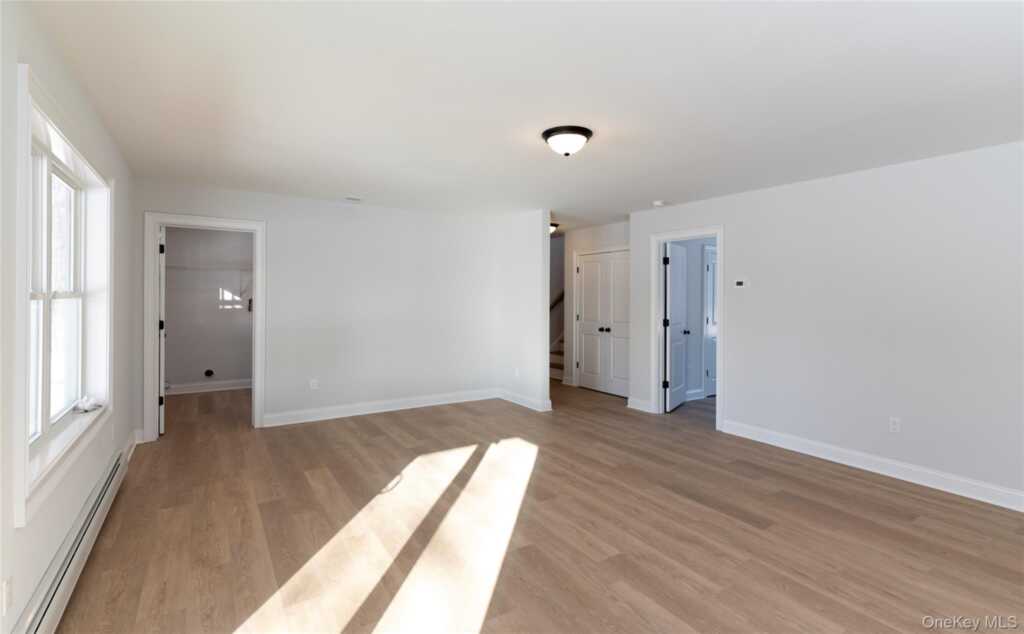 748 9W Route, Valley Cottage, NY 10989 - Photo 26 of 31