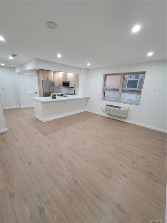 348 Main Street, Unit #3D, New Rochelle, NY 10801 - Photo 11 of 15