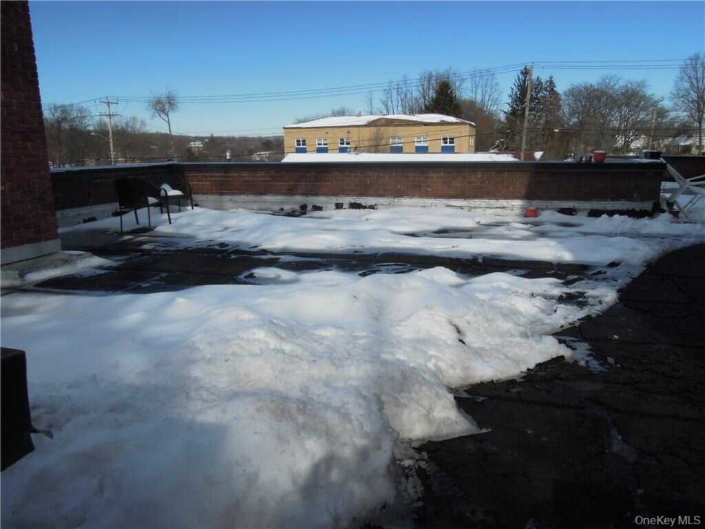 49 Congers Road, Unit #6, New City, NY 10956 - Photo 10 of 12