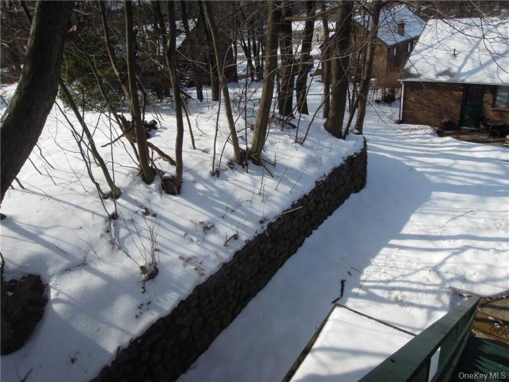 49 Congers Road, Unit #6, New City, NY 10956 - Photo 9 of 12