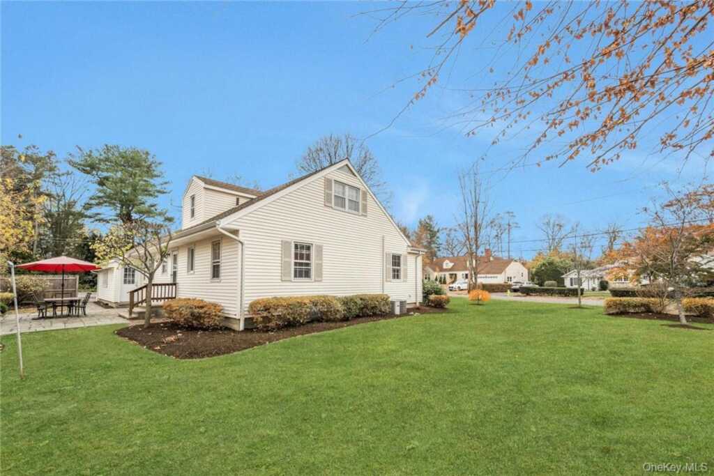 29 Old Orchard Road, Rye, NY 10573 - Photo 26 of 32