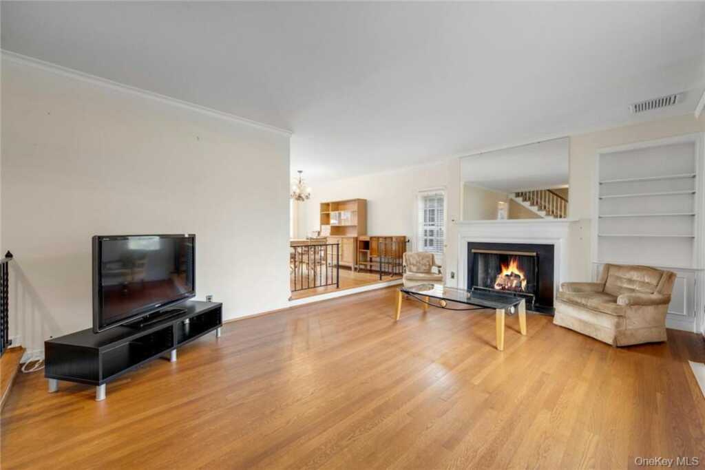 29 Old Orchard Road, Rye, NY 10573 - Photo 4 of 32