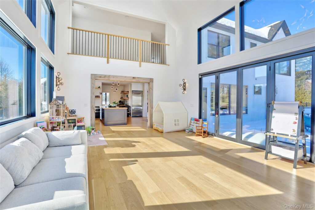 37 Harvest Road, New City, NY 10956 - Photo 13 of 43