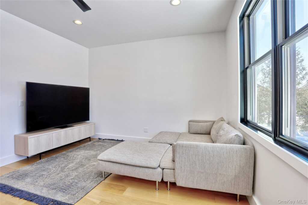 37 Harvest Road, New City, NY 10956 - Photo 15 of 43