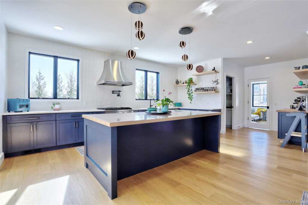 37 Harvest Road, New City, NY 10956 - Photo 9 of 43