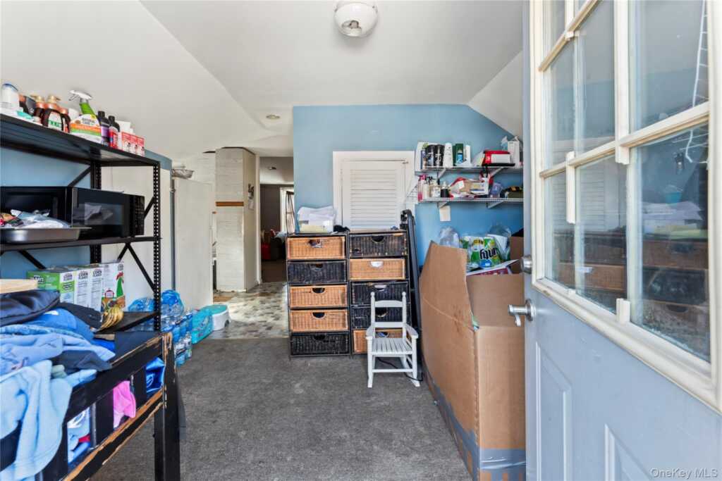 25 Laurel Road, Nyack, NY 10960 - Photo 15 of 28