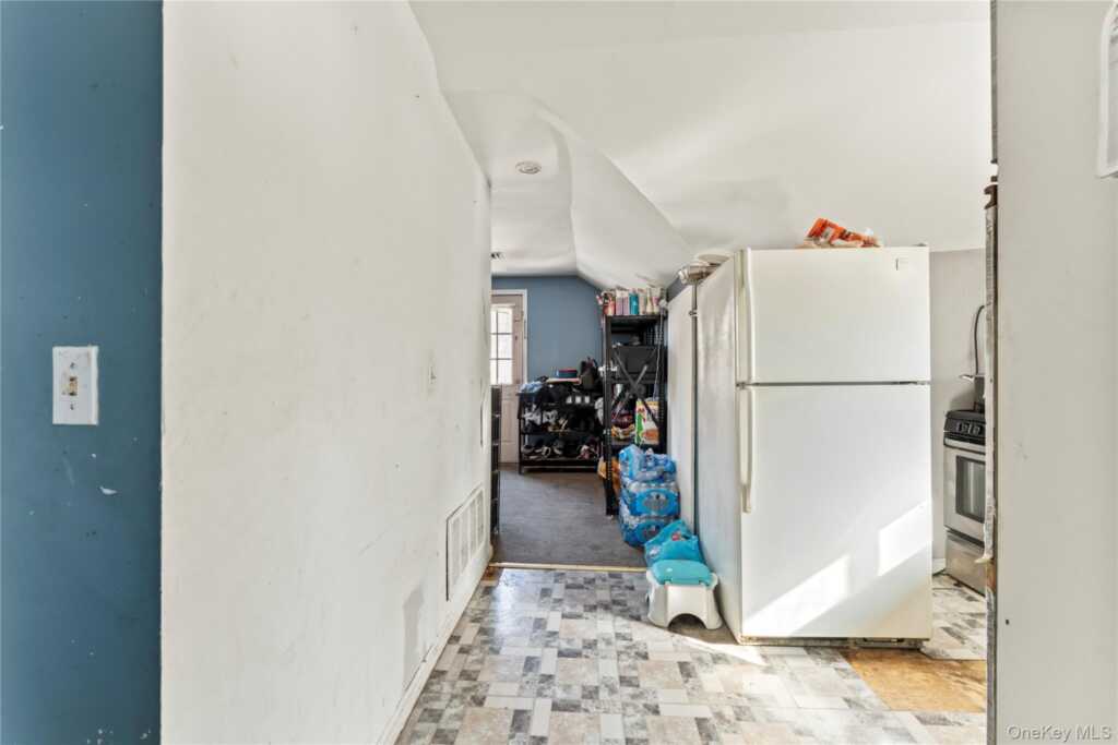 25 Laurel Road, Nyack, NY 10960 - Photo 21 of 28