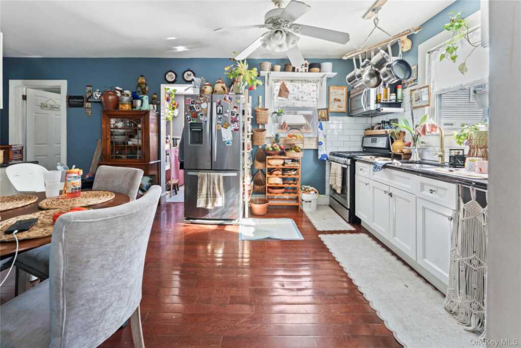 25 Laurel Road, Nyack, NY 10960 - Photo 5 of 28