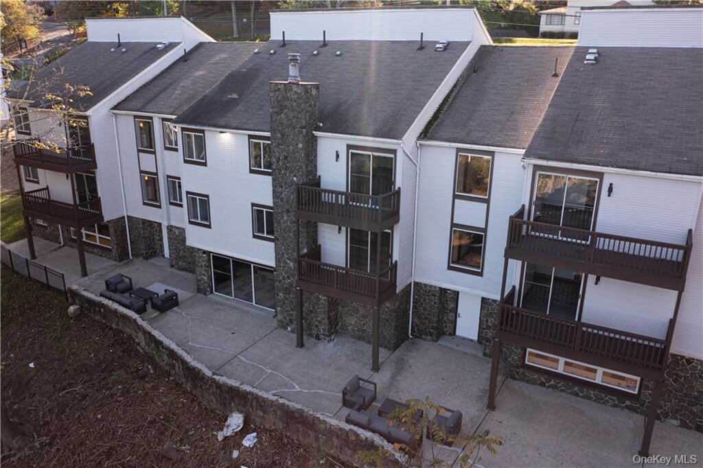 8-12 S Boulevard, Unit #12-102, Nyack, NY 10960 - Photo 32 of 36