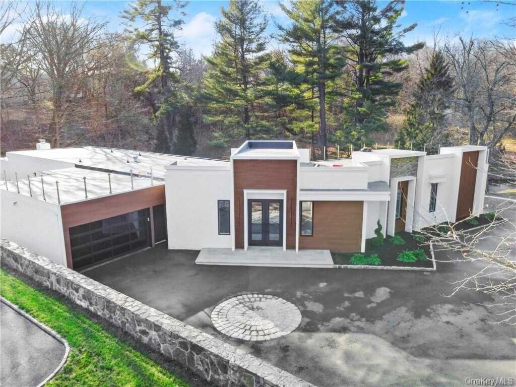 343 Purchase Street, Rye, NY 10580 - Photo 2 of 35