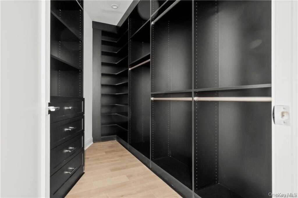 343 Purchase Street, Rye, NY 10580 - Photo 28 of 35