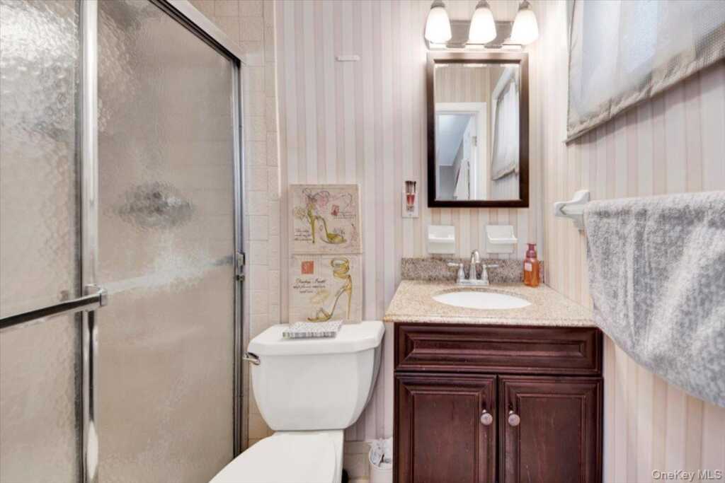 569 Millburn Court, Valley Cottage, NY 10989 - Photo 14 of 26