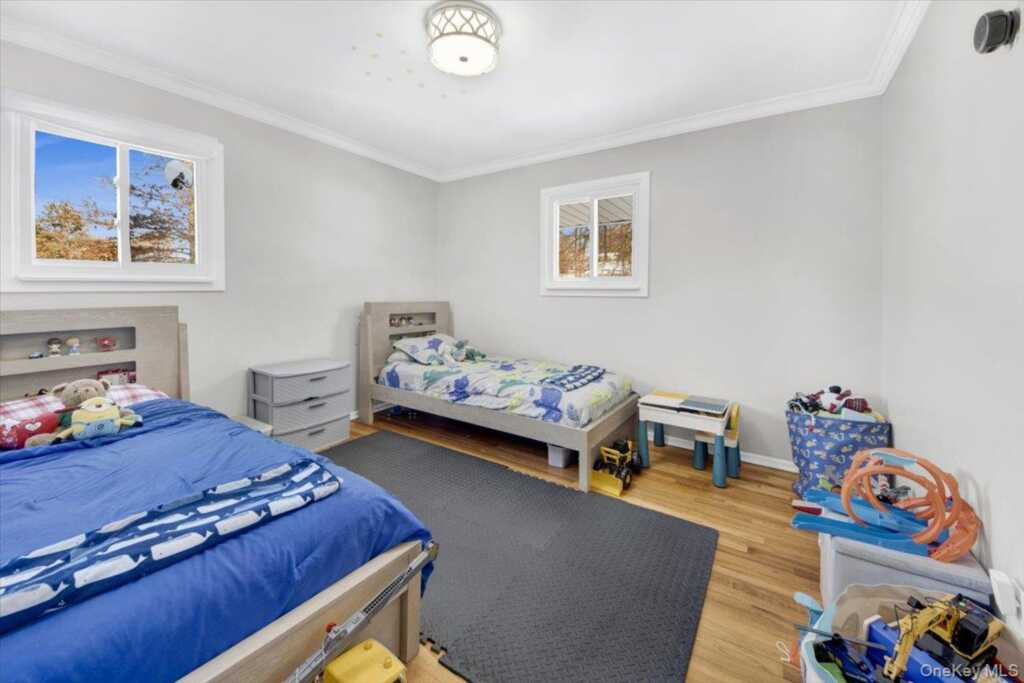 569 Millburn Court, Valley Cottage, NY 10989 - Photo 15 of 26