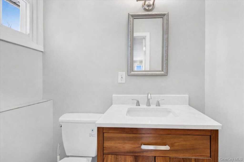 569 Millburn Court, Valley Cottage, NY 10989 - Photo 19 of 26