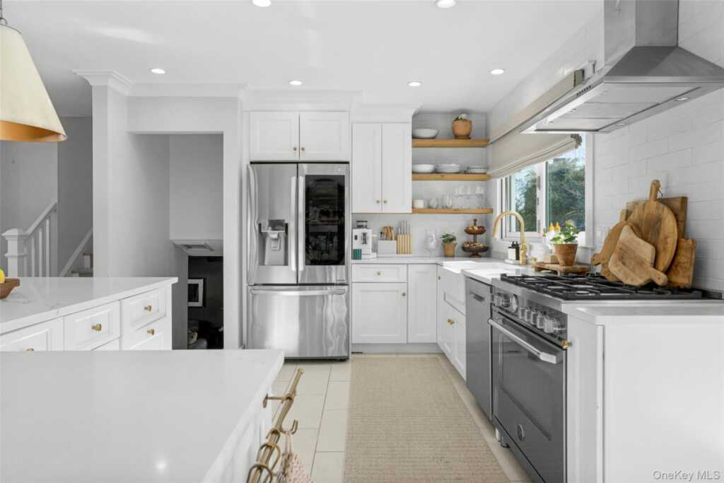 87 Inverness Road, New Rochelle, NY 10804 - Photo 11 of 31