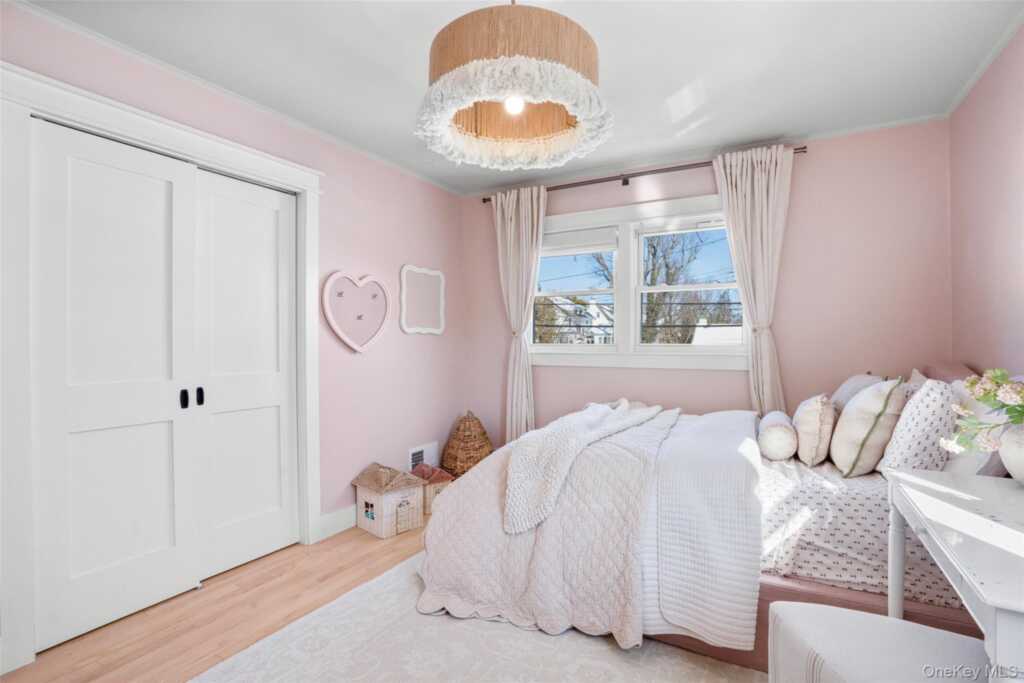 87 Inverness Road, New Rochelle, NY 10804 - Photo 21 of 31